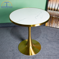 Ensemble de table à manger commerciale de luxe au design moderne en marbre et acier inoxydable doré brossé, avec pieds de table en métal pour hôtel