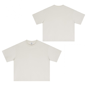 Camiseta Corta Extra Grande con Logotipo Personalizado, 230 g/m², 100 % Algodón, Estilo Urbano, Corte Cuadrado, Logotipo Personalizable Estampado - Product Image 3
