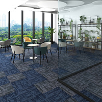 Dalles de moquette de bureau 100 % fibre PP, dos bitumé, carrés de 50x50 cm, amorties, antidérapantes, revêtement de sol commercial, usine de moquettes OEM