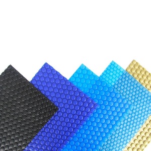 Cubierta de Aislamiento Plegable para Piscina de Alta Calidad, Fabricada en PE con Diseño de Burbujas, Evita la Caída de la Temperatura del Agua - Product Image 1