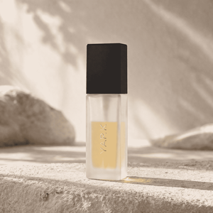 Proveedor de Fábrica, Exquisita Botella de Perfume de Vidrio Vacía con Pulverizador y Tapa Dorada de 50 ml, Tamaño Viaje - Product Image 6