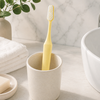 Brosse à dents durable pour adultes, à poils moyennement durs, avec manche ergonomique, pour les soins dentaires quotidiens et l'hygiène buccale