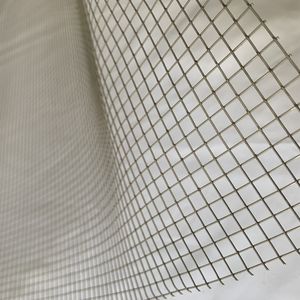 Rouleau de treillis métallique galvanisé en acier inoxydable 304, fil de 0,9 mm, maille de 1 pouce, tissage simple, rouleau de 3 pieds x 30 m - Product Image 1