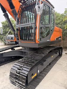 Excavatrice Doosan DX225 de 22,5 tonnes, chargeuse sur chenilles hydraulique avec godet de terrassement d'une capacité de 1,05 m³ - Product Image 3