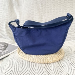 Bolso de Hombro Cruzado Pequeño de Nylon Ligero para Mujer, Estilo Dumpling, con Cierre de Cremallera y Correa Única, Tendencia de Verano - Product Image 4