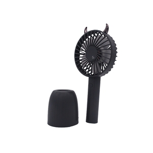 Couleur adaptée aux besoins du client Portatif tenu <span class=keywords><strong>dans</strong></span> <span class=keywords><strong>la</strong></span> <span class=keywords><strong>main</strong></span> De <span class=keywords><strong>Dessin</strong></span> Animé Mignon Mini Ventilateur De Bureau - Product Image 2