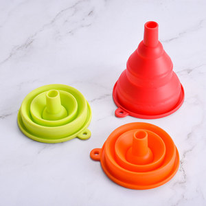 Food Grade <b>Silicone</b> Collapsible Kitchen Funnel-Dishwasher Safe Pantone Color Available for Liquid Transfer Filling Water Bottles - Product Image 6