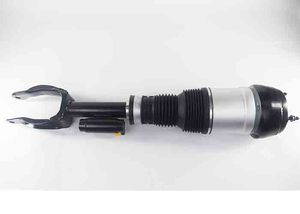 A2923200900 A2923202900 A2923202500 Amortisseur de suspension pneumatique avant gauche et droit pour <span class=keywords><strong>Mercedes</strong></span> Benz <span class=keywords><strong>GLE</strong></span> C292 GLE350 GLE500 <span class=keywords><strong>4</strong></span> <span class=keywords><strong>Matic</strong></span> - Product Image 2