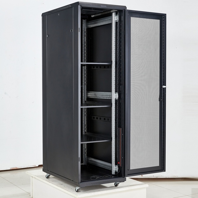Factory Direct Sales Economical Waterproof 42u Server Rack Equipments Open Rack Battery Server Cabinet 19 Inch Server Rack