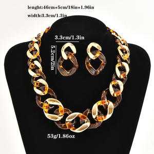 Nuevo Conjunto de Joyería Hip Hop de Moda Cristiana 2025: Collar y Pendientes Grandes de Acrílico con Cristales Dorados para Mujer - Product Image 4