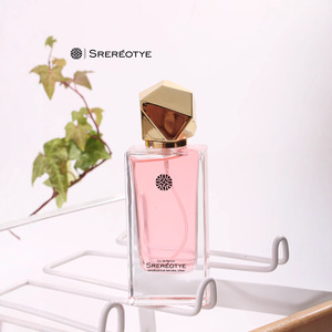 Siliroti Perfect Portrait, Perfume Floral Oriental de Alta Gama, Larga Duración, Fragancia Natural para Mujer en Spray, Tamaño Regular - Product Image 4