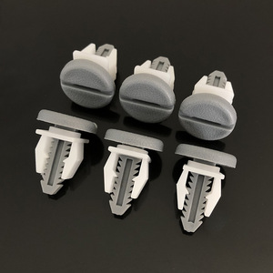 Nylon <b>Car</b> Door Panel Retainer <b>Clips</b> For BMW Volvo Mercedes Benz C Class E Class Interior Trim Fasteners - Product Image 3