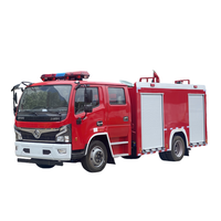 Truk api Isuzu HOWO pemadam kebakaran Truckfire tangki bubuk busa air truk mesin tembak dengan kualitas bagus