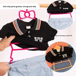Haut <span class=keywords><strong>de</strong></span> gamme multicolore multifonctionnel vêtements organisateur <span class=keywords><strong>de</strong></span> stockage enfants bébé combinaisons magasin affichage cintre support en plastique - Product Image 1