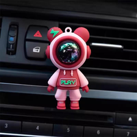Nouveau diffuseur de parfum pour voiture, pendentif ours pour grille d'aération, décoration intérieure, pièce parfumée pour climatisation