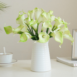 PU Mini Calla <span class=keywords><strong>Lily</strong></span> Mô Phỏng Hoa Nhân Tạo Bất Động Cảm Ứng Calla <span class=keywords><strong>Lily</strong></span> Bó Hoa Cho Đám Cưới Trang Trí Nội Thất - Product Image 4