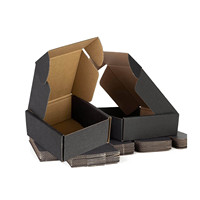 Boîtes d'expédition pliables en carton ondulé noir mat personnalisées avec logo, gaufrage et pelliculage mat, recyclables, pour abonnement gratuit