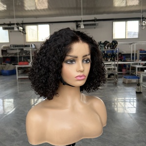 Nouvelle Perruque Courte Bouclée Lagos en Cheveux Humains Ligne de Cheveux Naturelle XX05 Couleur Naturelle Vente en Gros Perruque Frontale 13x4 Dentelle HD Perruques Ligne de Cheveux Basse - Product Image 3