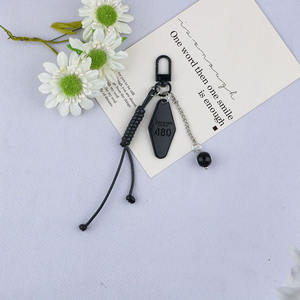 Ornements décoratifs en corde tressée en alliage créatif Couple petits pendentifs porte-clés sac polyvalent décoration personnalisée - Product Image 3