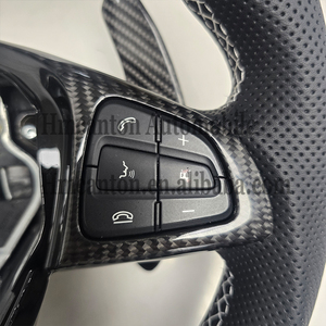 Volant en cuir perforé et fibre de carbone populaire pour Mercedes Benz GLC GLC63 AMG - Product Image 6