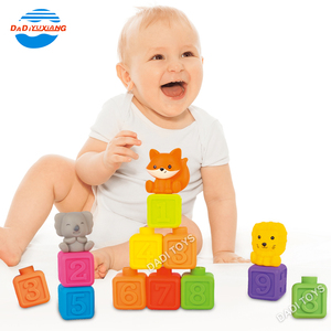 大地OEM/ODM可爱动物9PCS乙烯基堆叠玩具积木套装软堆叠玩具 - Product Image 3