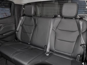 2023 Isuzu Ling <span class=keywords><strong>Tuo</strong></span> 2.5T Turbo Diesel automatique 4x4 édition phare empattement Standard camionnette Diesel Turbo 4x4 nouvelle voiture - Product Image 6
