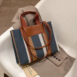 2023 vente chaude nouveau Simple contraste couleur Plaid sac à bandoulière grande capacité mode femmes luxe toile sac fourre-tout