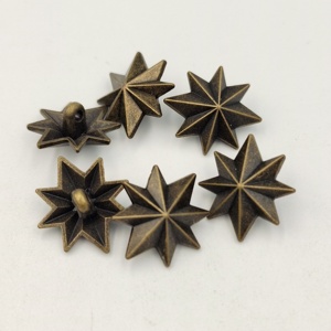 Hình May Phụ Kiện Chân Phù Hợp Với Áo Khoác Hình Dạng Kim Loại Hợp Kim Bán Buôn Hình Dạng Ngôi Sao Quần Áo Mạ Antique Brass Nút - Product Image 6
