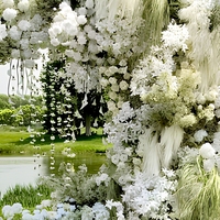 Gapura Bunga Buatan Kustom  Hydrangea, Mawar, dan Baby's Breath Warna Putih dan Hijau untuk Latar Belakang Pernikahan dan Pesta