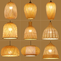 Lámpara Colgante LED de Ratán y Bambú Hecha a Mano, Candelabro Redondo Estilo Nórdico Retro Vintage para Isla o Resort