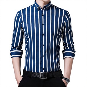 เสื้อเชิ้ตผู้ชายลายทาง ยืดได้ แขนยาว ไม่ต้องรีด กันยับ สไตล์ลำลอง <span class=keywords><strong>เกาหลี</strong></span> แฟชั่น เสื้อผ้าผู้ชาย ขายส่ง - Product Image 1