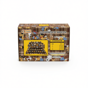 Set di Quattro Tappetini per Cani con Fondo Antiscivolo Quadrato e Motivo, Eleganti Lettini per Animali Domestici - Product Image 2