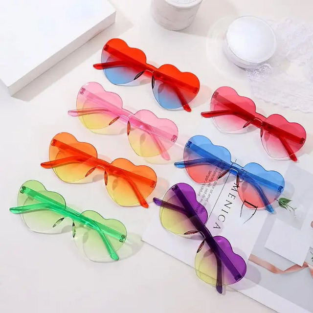 Funny Colorful Heart Glasses Candy Color Eyewear Shades Gradient Lenses Rimless Love Heart-shaped Sunglasses for Women