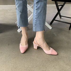 Scarpe da donna in <span class=keywords><strong>pelle</strong></span> 2024ss con tacco <span class=keywords><strong>Slingback</strong></span> e punta tonda alla moda scarpe da donna con tacco basso e spesso - Product Image 2