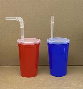 Gobelet à eau en plastique de 450 ml avec paille et couvercle, finition mate, réutilisable, anti-fuite, tasse à café pour les fêtes, design unisexe - Product Image 3