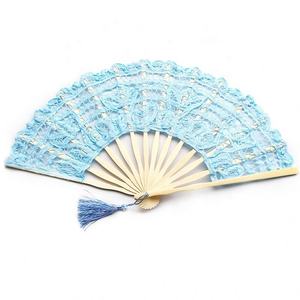 Abanico plegable de encaje de bambú de 27cm de estilo europeo para fiesta de boda, asidero con logotipo personalizado, regalo de boda portátil - Product Image 5