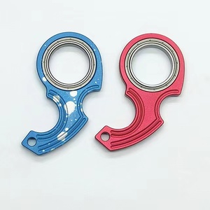 Sáng Tạo Keychain <span class=keywords><strong>Fidget</strong></span> <span class=keywords><strong>Spinner</strong></span> lo lắng giảm căng thẳng Đồ chơi xoay vòng mát mẻ Keyring làm giảm sự nhàm chán ADHD Quà Tặng Karambit <span class=keywords><strong>Spinner</strong></span> - Product Image 4