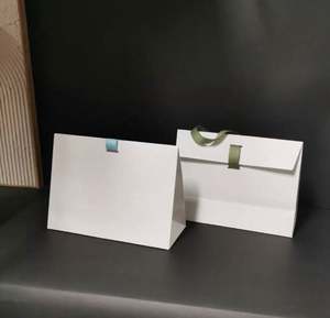 Wholesale Clothing Perfume Packaging Jewelry <b>Gift</b> Shopping Paper Bag Luxury White Modern Die Cut Unique Paper Bags - Product Image 1