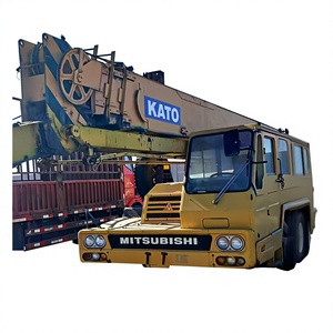 Grúa Móvil Japonesa Usada Tadano Kato de 50 Toneladas, Modelo 1990, Motor Renault, Altura de Elevación de 55 Metros, Motor y Rodamientos - Product Image 1
