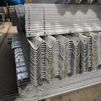 Valla de seguridad para carreteras, poste metálico galvanizado, viga de tráfico Q235 S235jr Q355b, valla de seguridad anticolisión