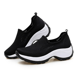 Zapatillas de deporte casuales sin cordones suaves transpirables de malla para <span class=keywords><strong>mujer</strong></span> - Product Image 2