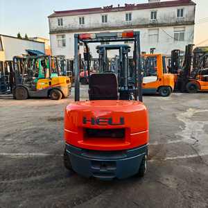 Chariot élévateur diesel HELI K30 3T d'occasion - 4 roues tout-terrain avec mât à deux étages, pneus pneumatiques/solides, faible consommation, haute efficacité - Product Image 3