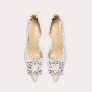 Chaussures pour femmes grandes tailles, blanches, style raffiné, à talons fins et hauts, avec boucle carrée en strass, pour un look élégant et discret - Product Image 2