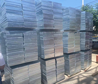 Grille en acier galvanisé à chaud de haute résistance pour passerelle, plateforme industrielle, panneaux métalliques soudés galvanisés à chaud