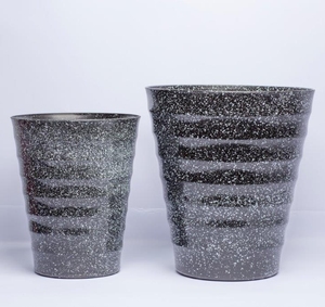 Pots de jardin en plastique PP moulés par injection avec logo personnalisé, pots à fleurs décoratifs résistants et écologiques, grande taille - Product Image 1