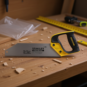 Sierra Stanley Fatmax para PVC de 12 pulgadas (300 mm) para cortar plástico y madera - Product Image 3