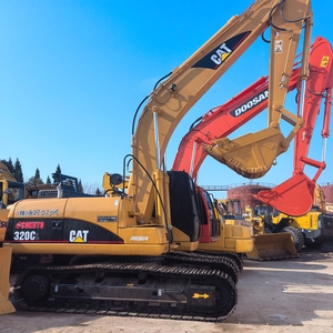 Excavatrice Caterpillar 320CL d'occasion, modèle 2016 d'origine japonaise, poids opérationnel de 21760 kg avec composant moteur essentiel - Product Image 3