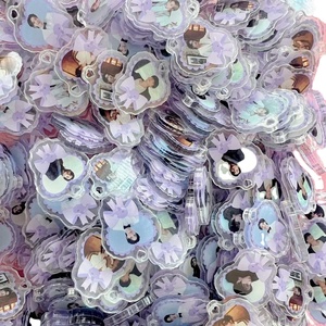 Nouveau porte-clés en acrylique Bangtan Boys 2026, pendentif cœur et visage violet, breloque de sac souvenir Arijang World Tour pour les fans de K-pop - Product Image 1