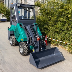 Mini-chargeuse sur pneus HTL28 Diesel, pièces structurelles renforcées vertes - Product Image 1