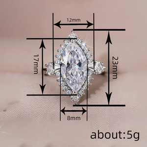 Anello di Proposta Marquise per Donne, Gioiello da Dito Futuristico e Minimalista alla Moda - Product Image 3